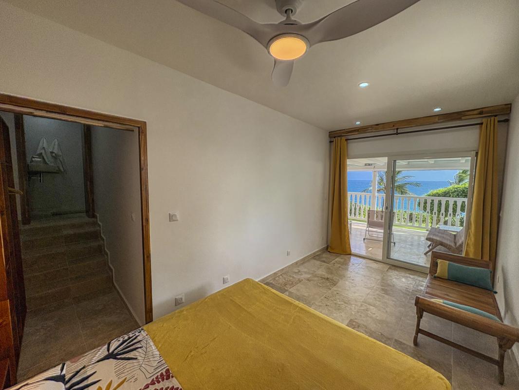 42.Location villa piscine Sainte Anne Guadeloupe_Suite 4 vue mer